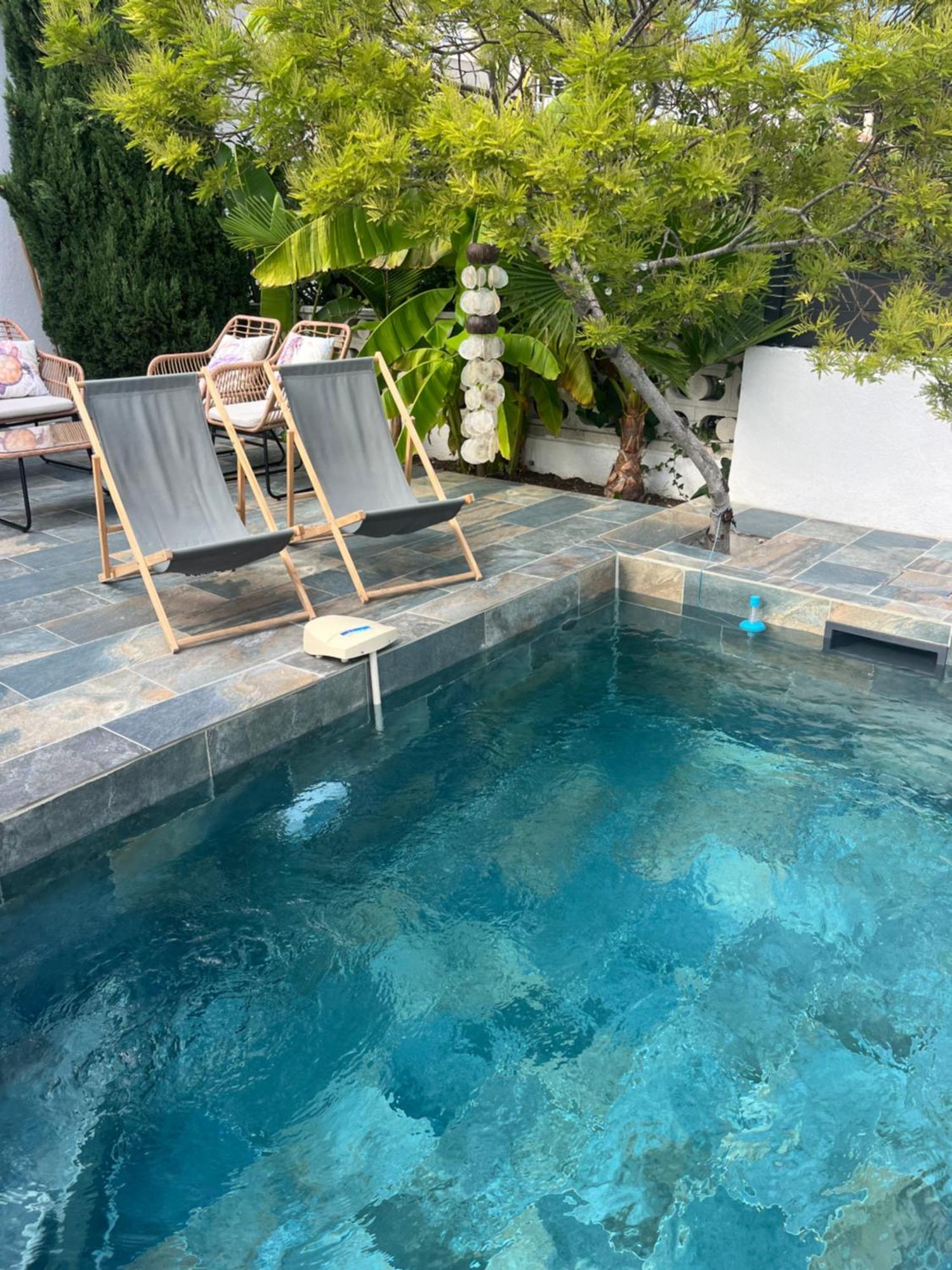 Bord De Mer + Piscine Sausset-les-Pins Exterior photo